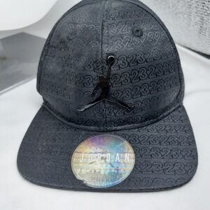 Nike Air Jordan‎ Snapback Hat Cap Size Infant Black Logo On Black Brocade Cap